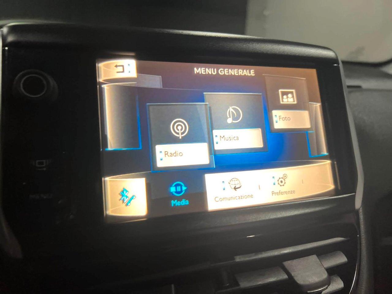 Peugeot 208 208 1.4 hdi 5 Porte TOTAL BLACK