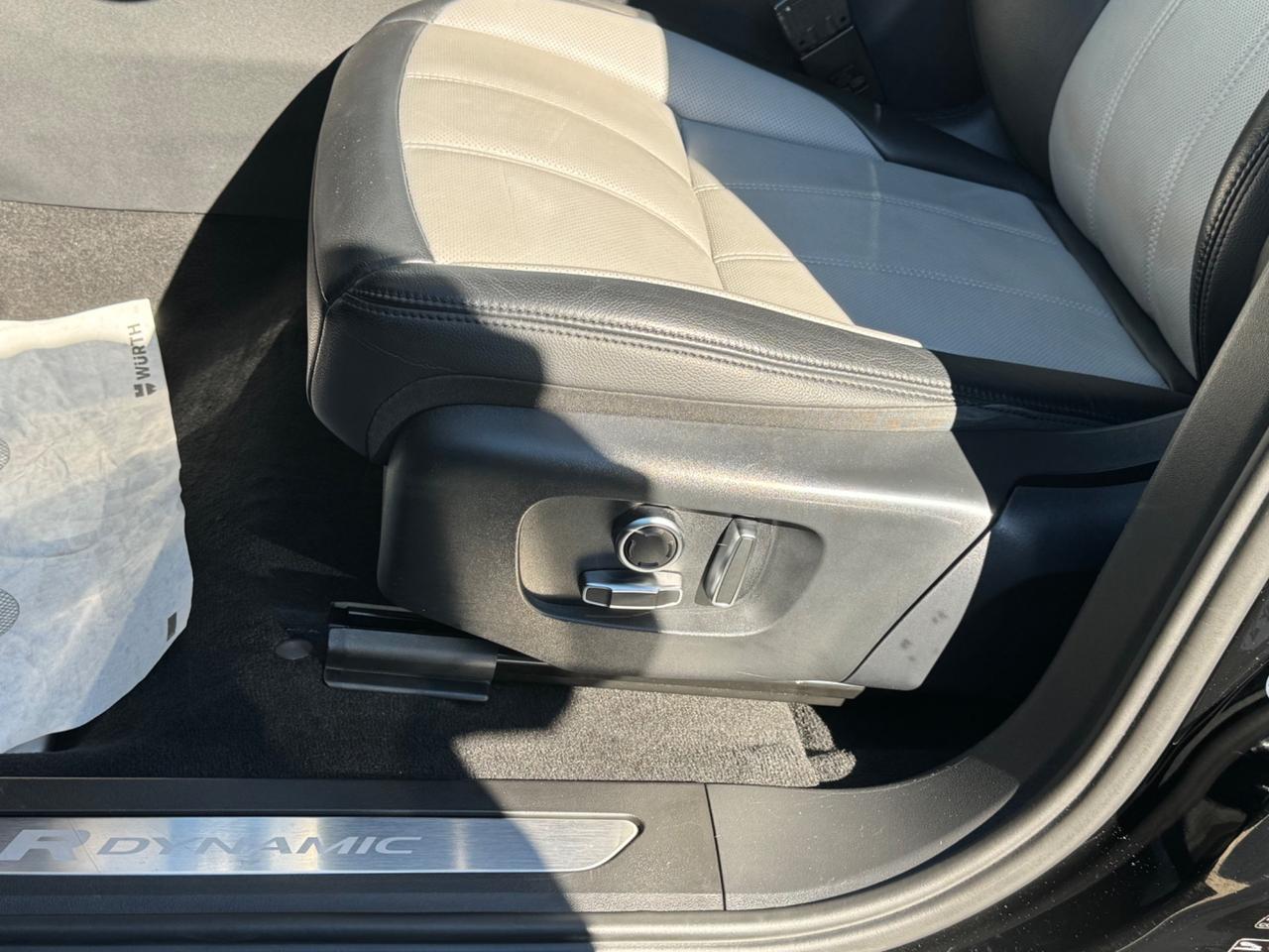 Land Rover Range Evoque 2.0D I4 163 CV AWD Auto R-Dynamic HSE