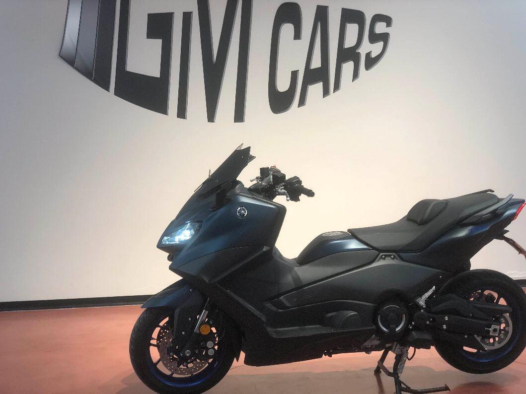 Yamaha TMAX 560