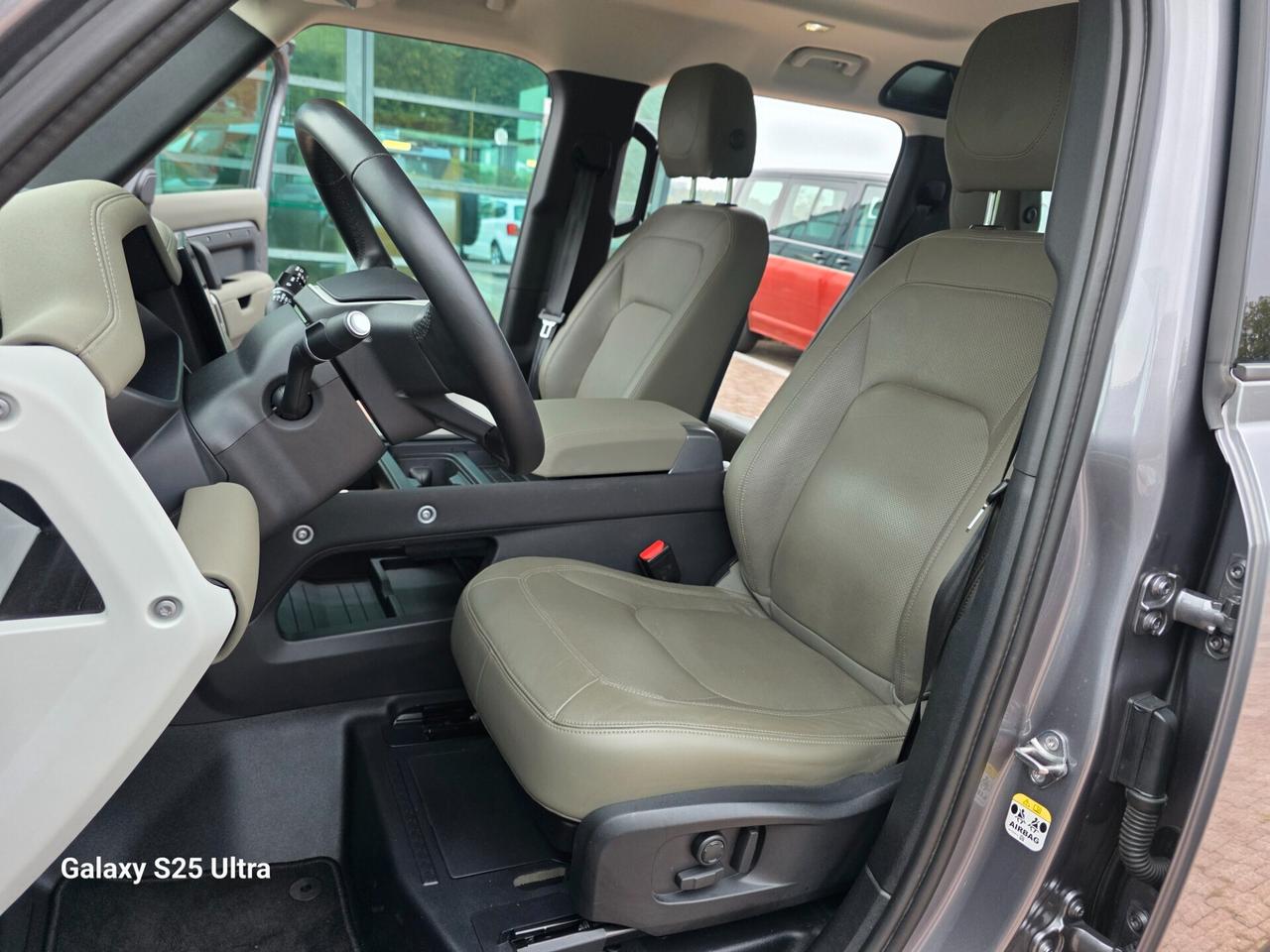 Defender 110 3.0D I6 200CV X-Dynamic iva esposta