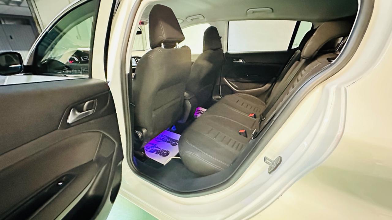 Peugeot 308 1.6 e-HDi 115 CV . GT Line.anche per neopatentati