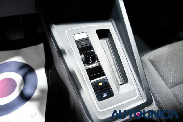 VOLKSWAGEN Golf Variant 1.0 ETSI EVO DSG LIFE FULL LED