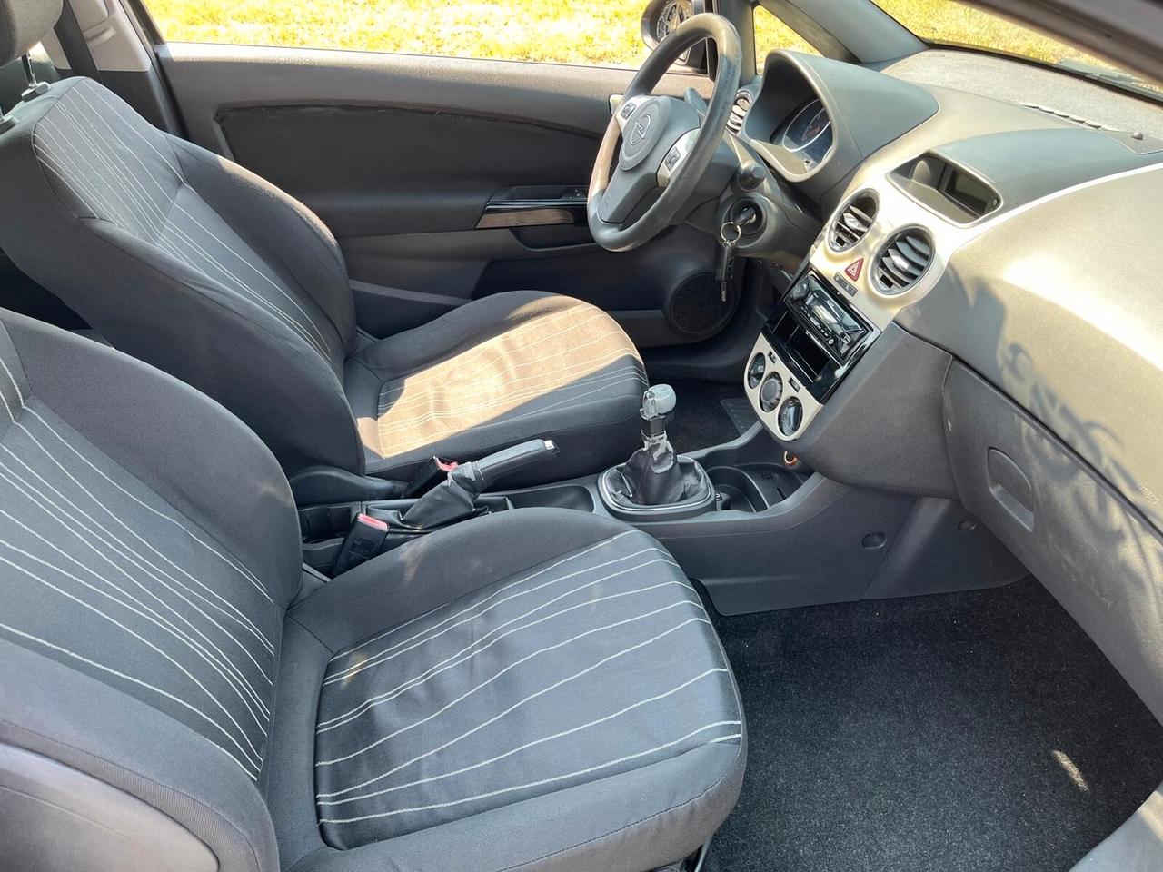 Opel Corsa 1.0 12V 3 porte