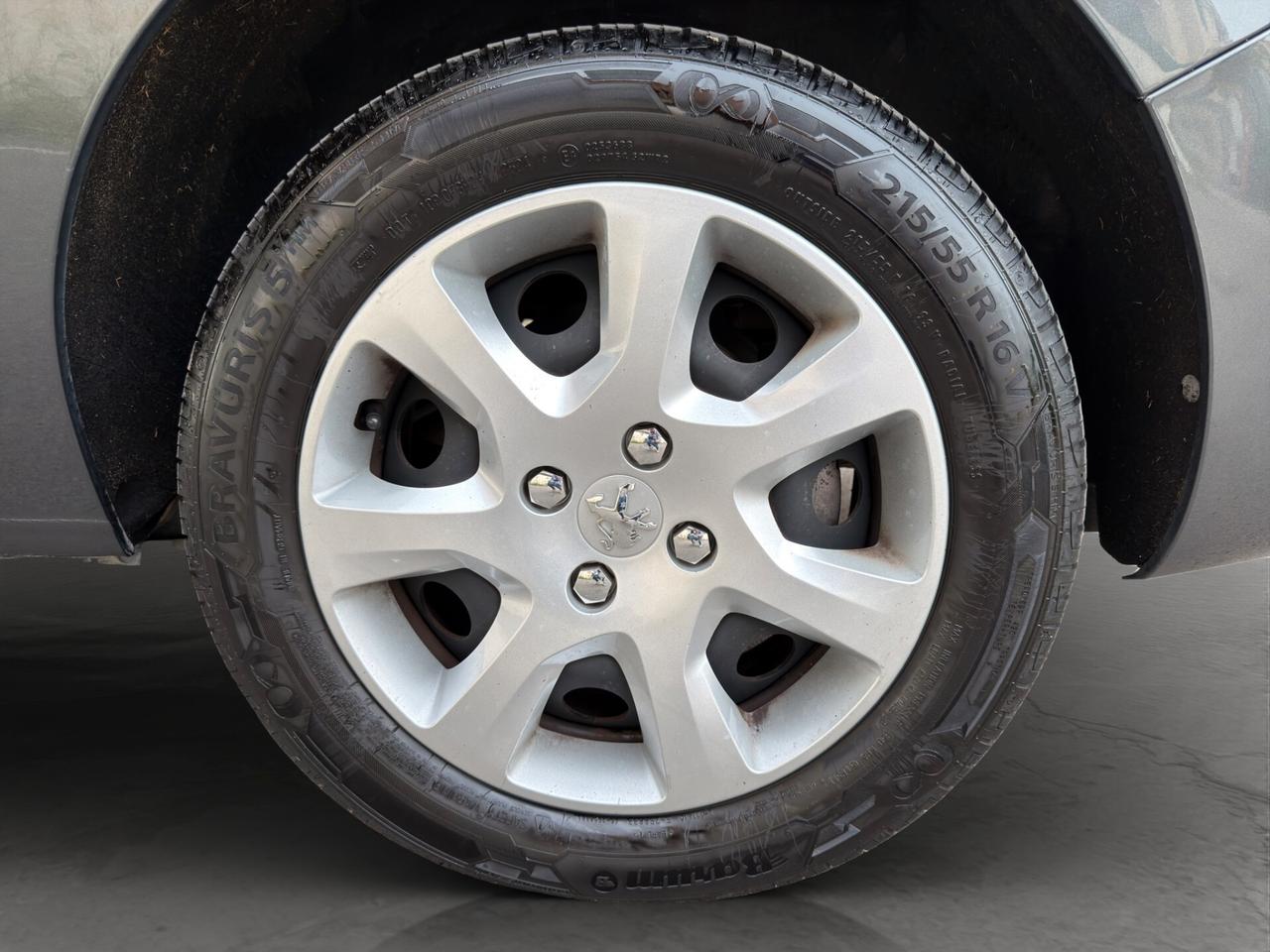 Peugeot 5008 1.6 HDi 115 CV UNICO PROPRIETARIO - 7 POSTI