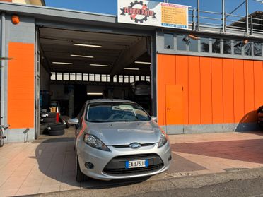 Ford Fiesta 1.2 82 CV 5 porte Titanium ok neop
