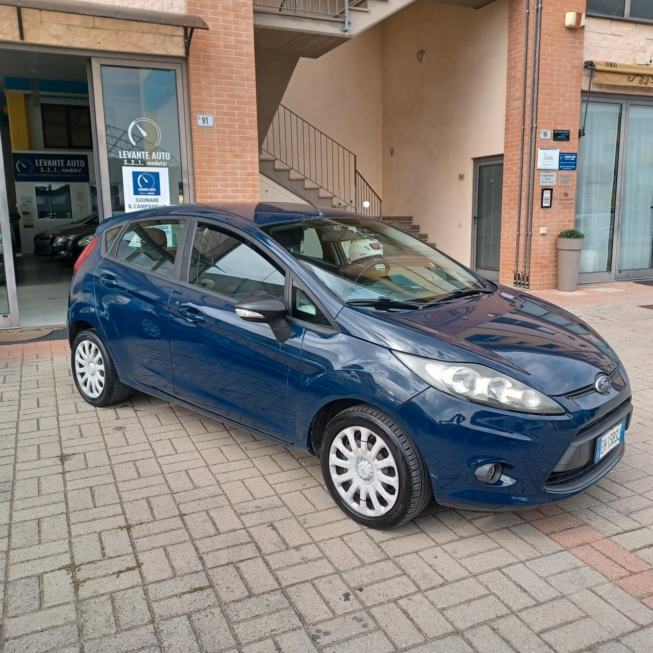 FIESTA 1.4 TDI NEOPATENTATI CON DISTRIBUZIONE E FRIZIONE NUOVI