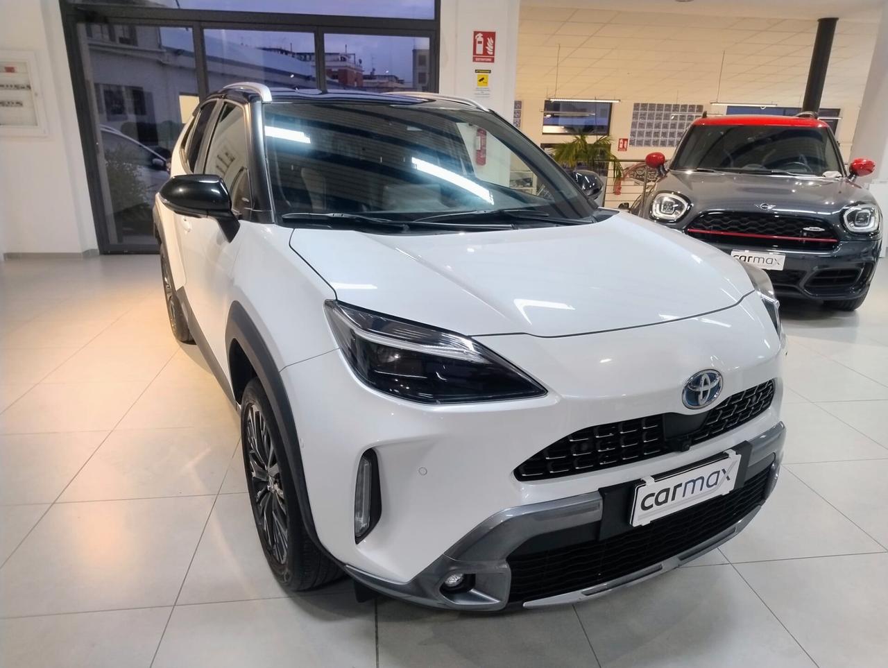 Toyota Yaris Cross 1.5 Hybrid 5p. E-CVT AWD-i Adventure