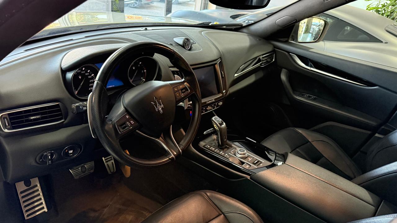 Maserati Levante V6 Gransport
