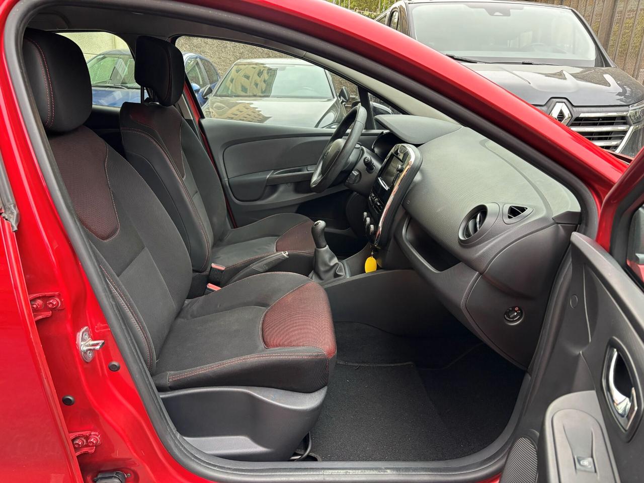 Renault Clio 1.2 75CV 5 porte Wave UNIPROPRIETARIO