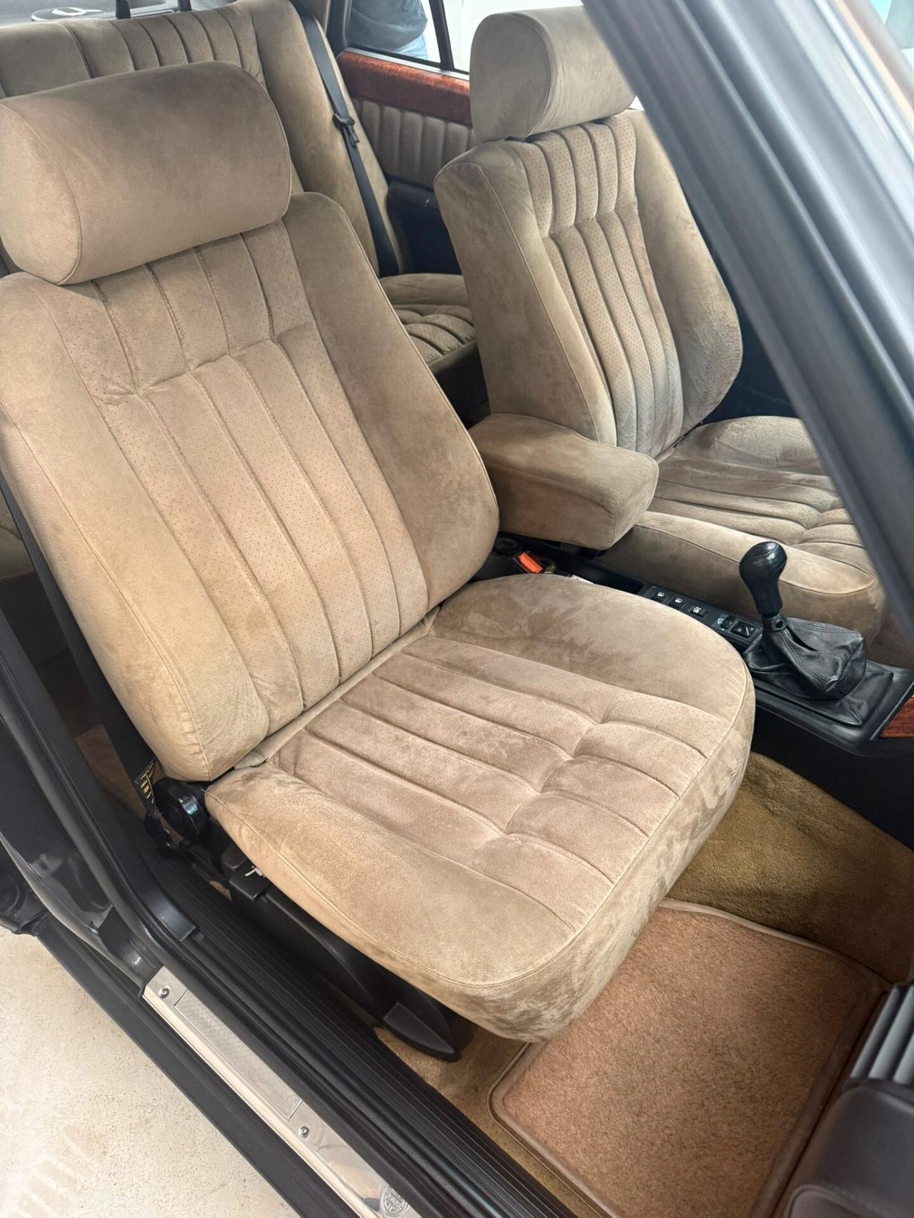 Lancia Thema Ferrari