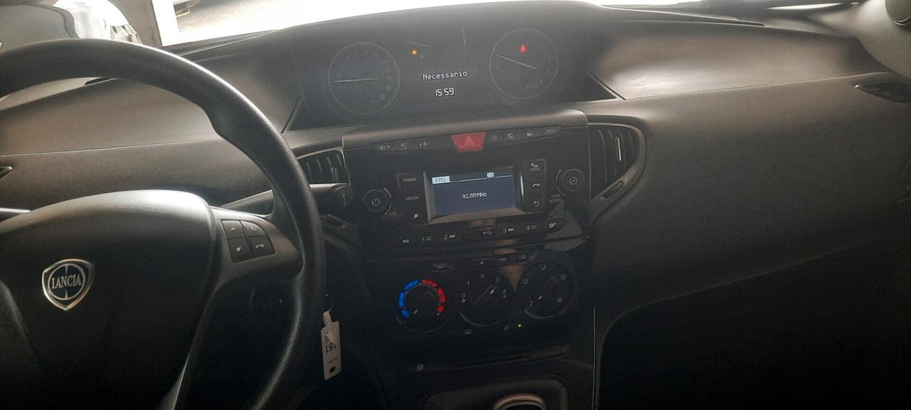 Lancia Ypsilon 1.2 69 CV 5 porte S&S Gold anno 2019