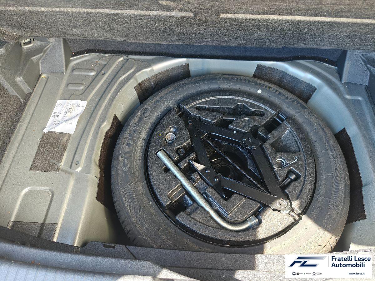 VOLKSWAGEN - T-Cross 1.6 tdi Style 95cv (Esposizione Piano Lago)