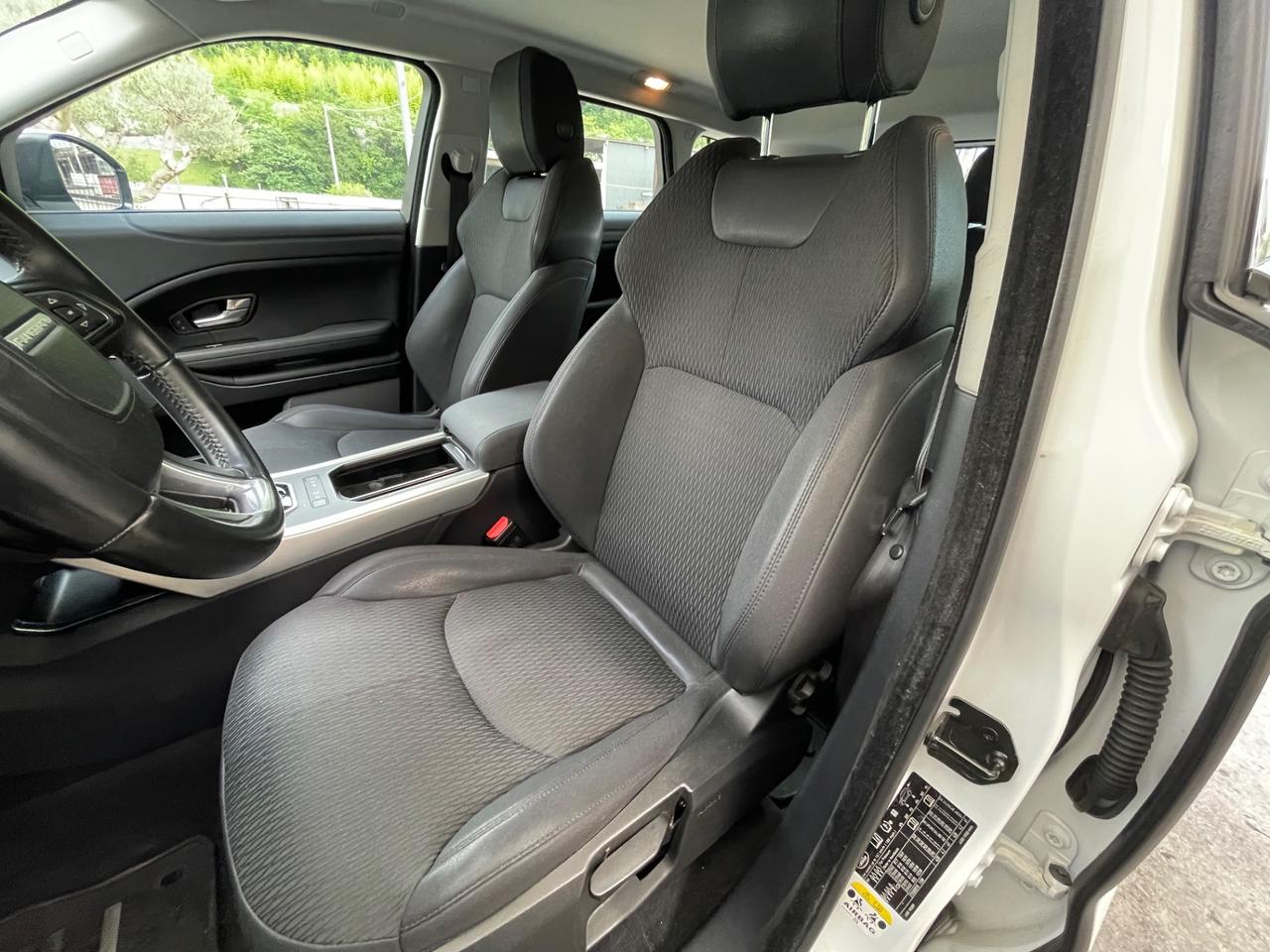 Land Rover Range Evoque 2.0 TD4 150 CV 5p. SE Dynamic