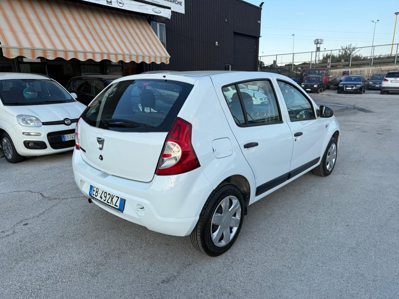 Dacia Sandero 1.2 16V GPL 75CV