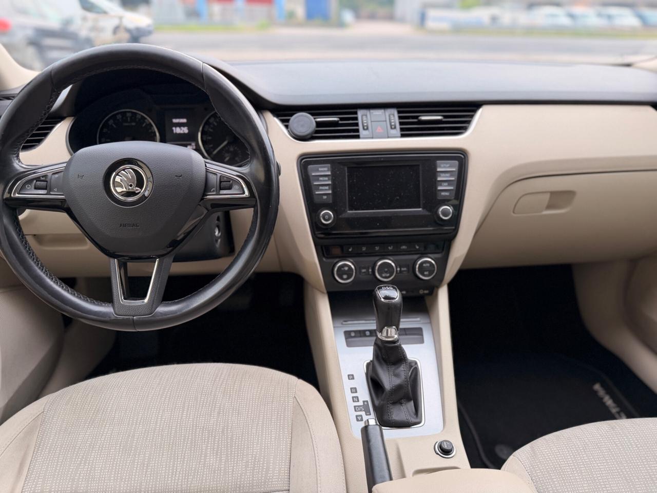 Skoda Octavia 1.6 TDI CR 105 CV DSG Elegance