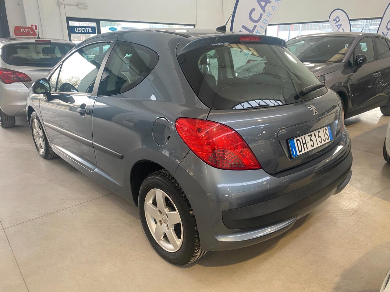 Peugeot 207 1.4 88CV 3p. XS
