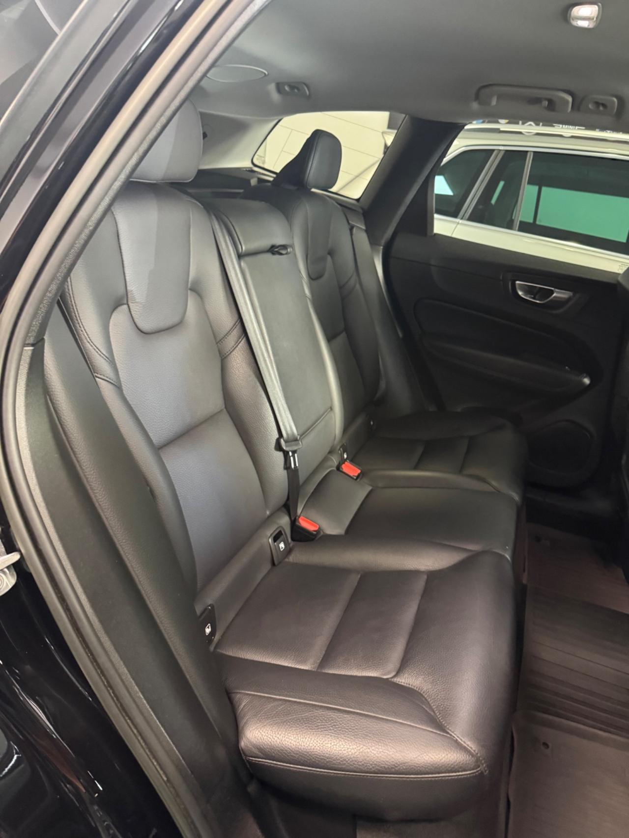 Volvo XC60 2.0 B4 197 CV Bright Awd IVA ESPOSTA