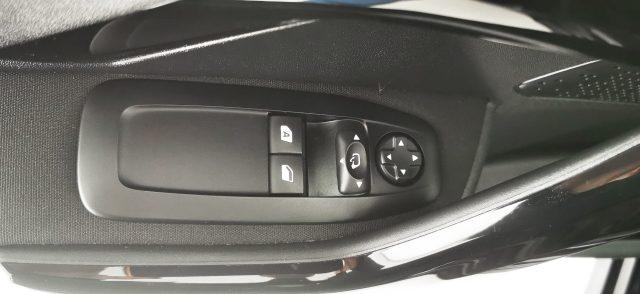 PEUGEOT 208 1° serie PureTech 82 3 porte Active