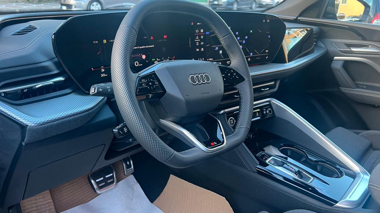 Audi Q5 SPB 40 TDI quattro S tronic line Int+Ext Grigio Daytona km O