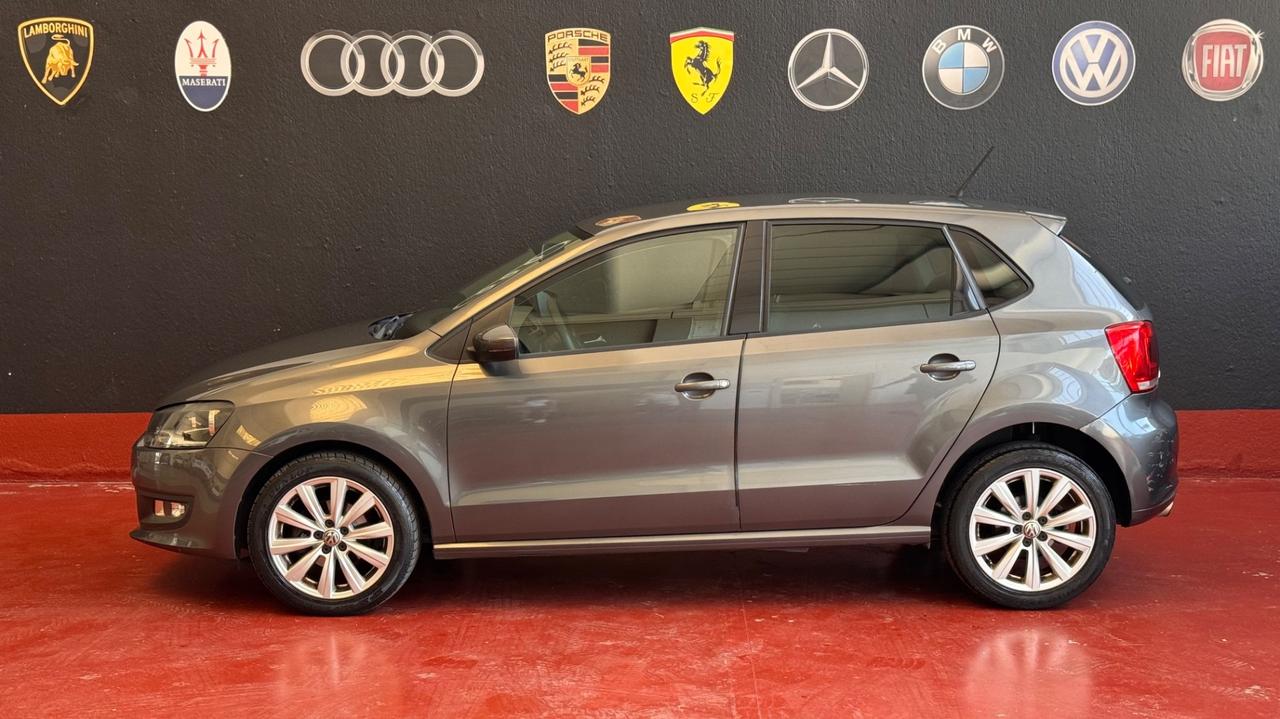 Volkswagen Polo 1.6 TDI 90CV DPF 5 porte Highline OK NEOPATENTATI
