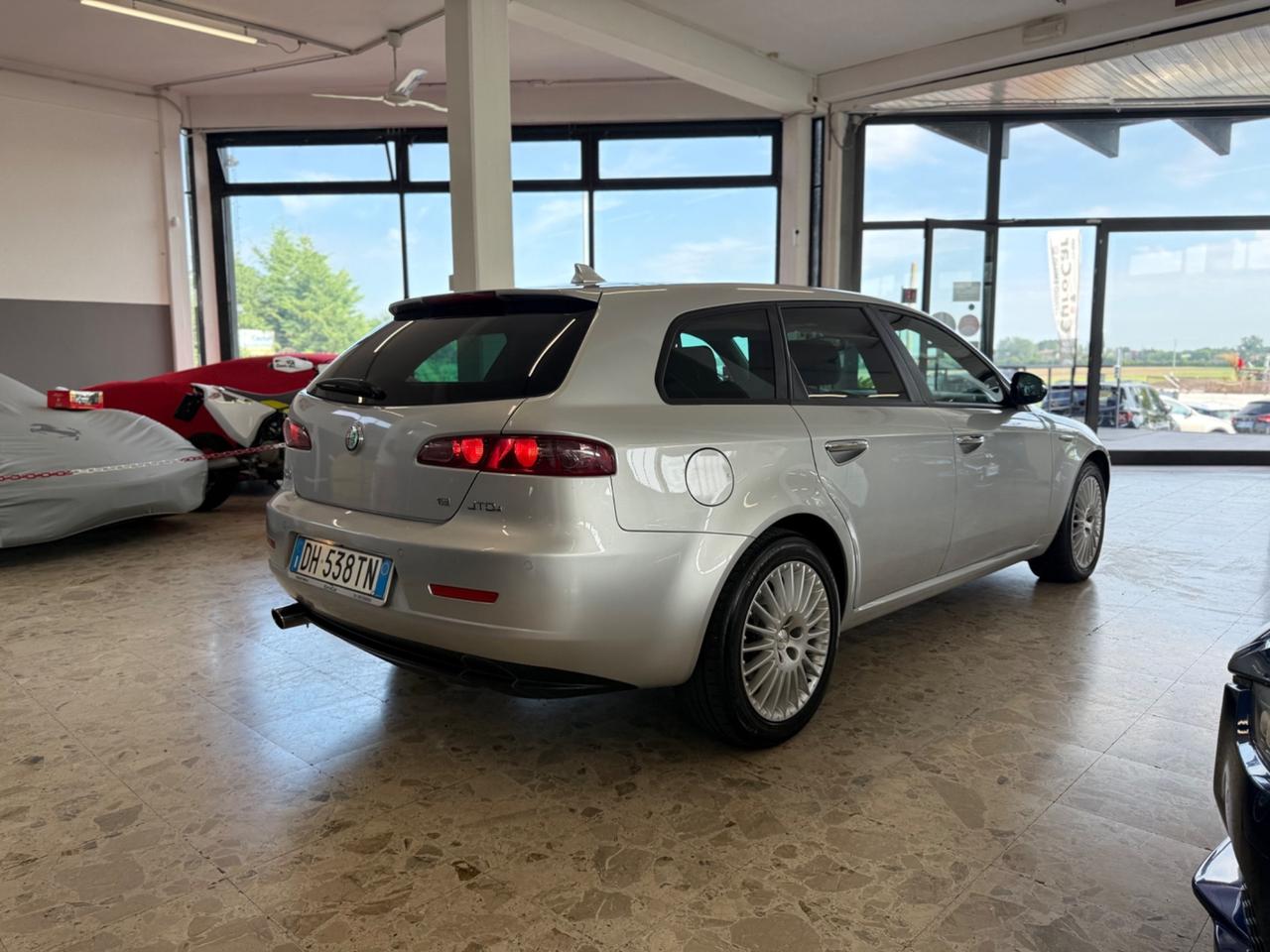 Alfa Romeo 159 1.9 JTDm 150cv 16V SW Distinctive 12/2007