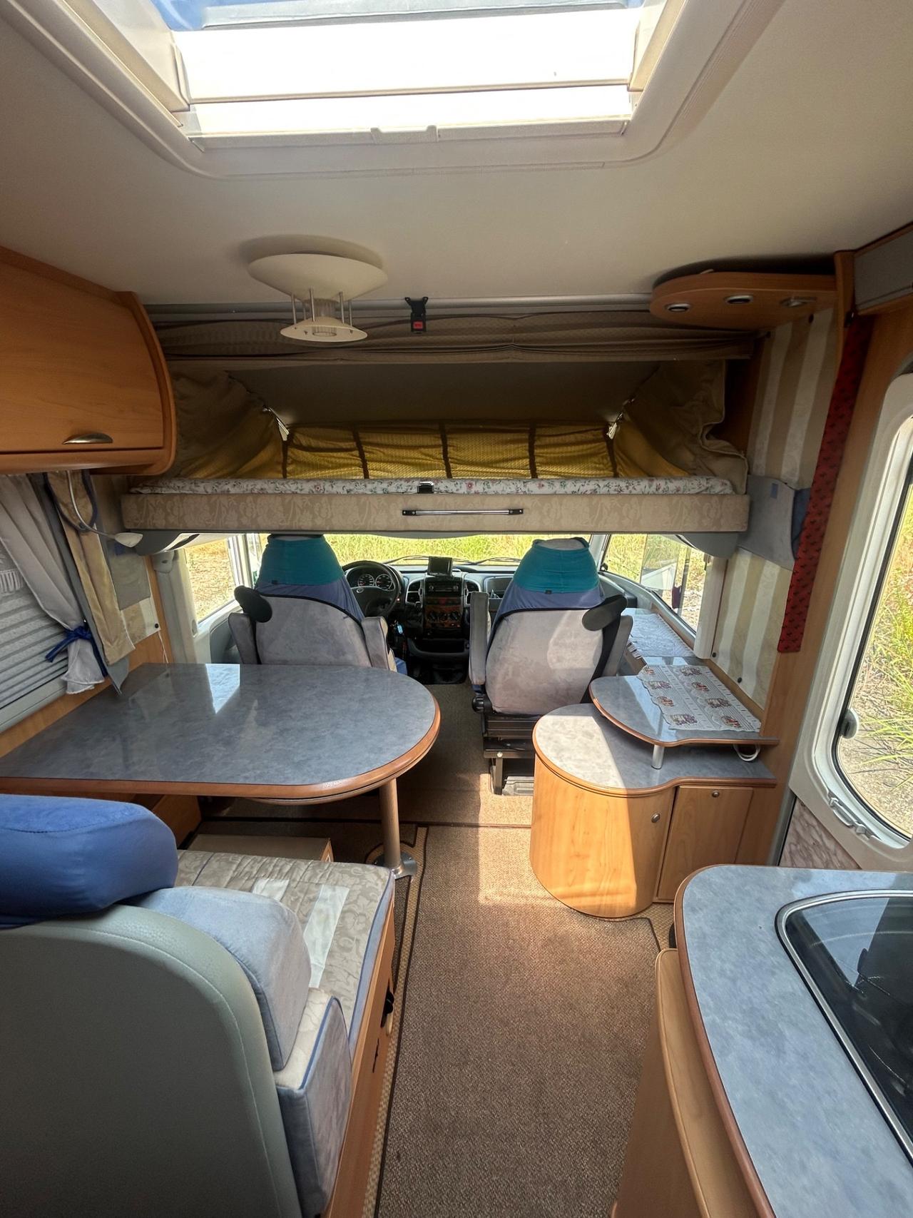419 BURSTNER motorhome del 2005 in saldo