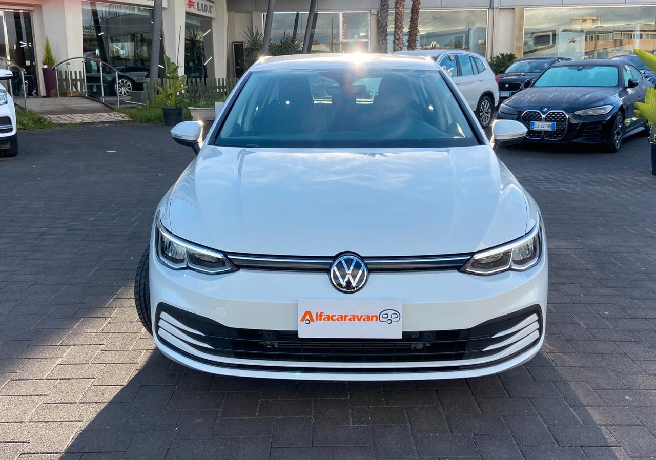 Volkswagen Golf VIII 2020 1.0 eTSI evo Life 110cv dsg