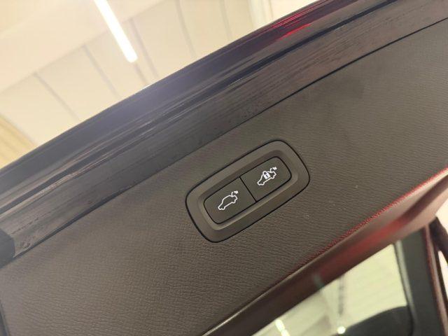 VOLVO XC90 B5 (d) AWD Geartronic Momentum//SERVICE VOLVO//