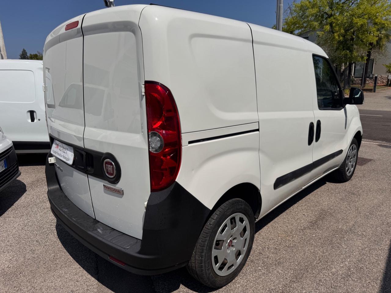 Fiat Doblo 1.4 T-JET 120Cv BENZINA 3 POSTI PRONTA CONSEGNA