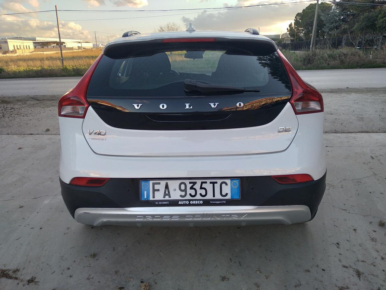 Volvo V40 Cross Country 2.0d 120cv Momentum