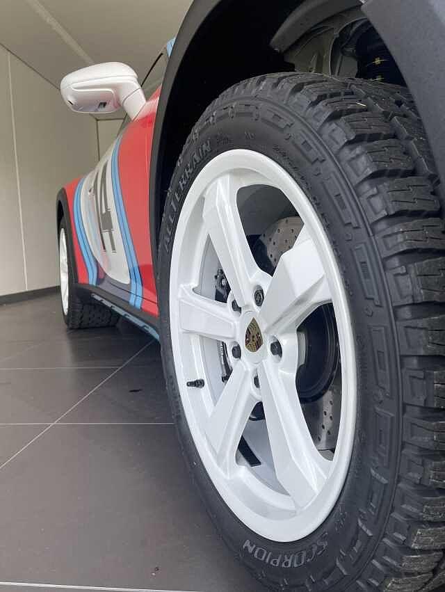 Porsche 911 Dakar