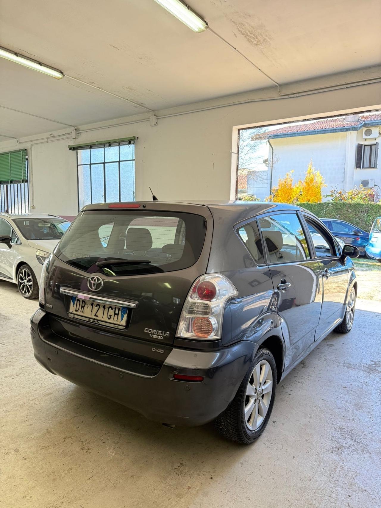 Toyota Corolla Verso 2.2 16V D-4D DPF Sol