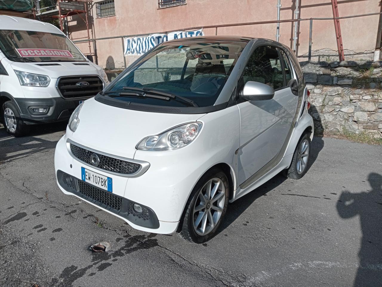 Smart ForTwo 1000 52 kW MHD coupé pure automatico