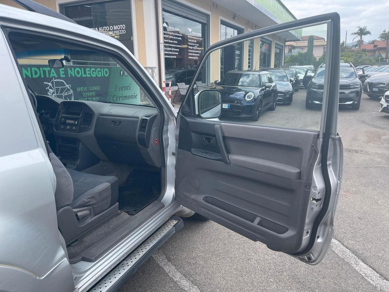 Mitsubishi Pajero 3.2 16V DI-D 3p. GLS2