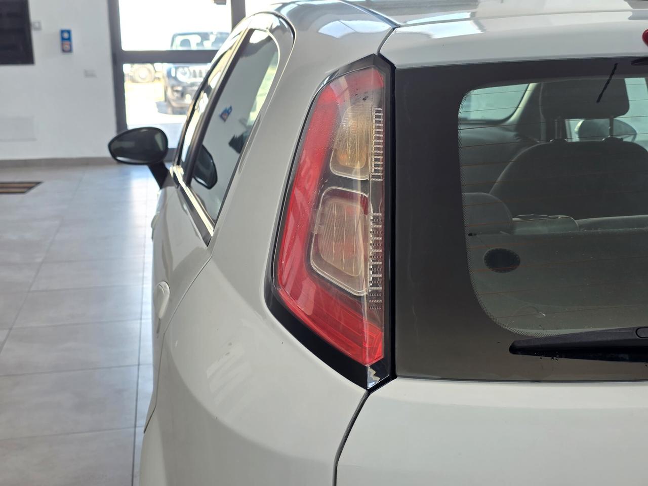 Fiat Punto Evo 1.6 Mjt DPF 5 porte Emotion