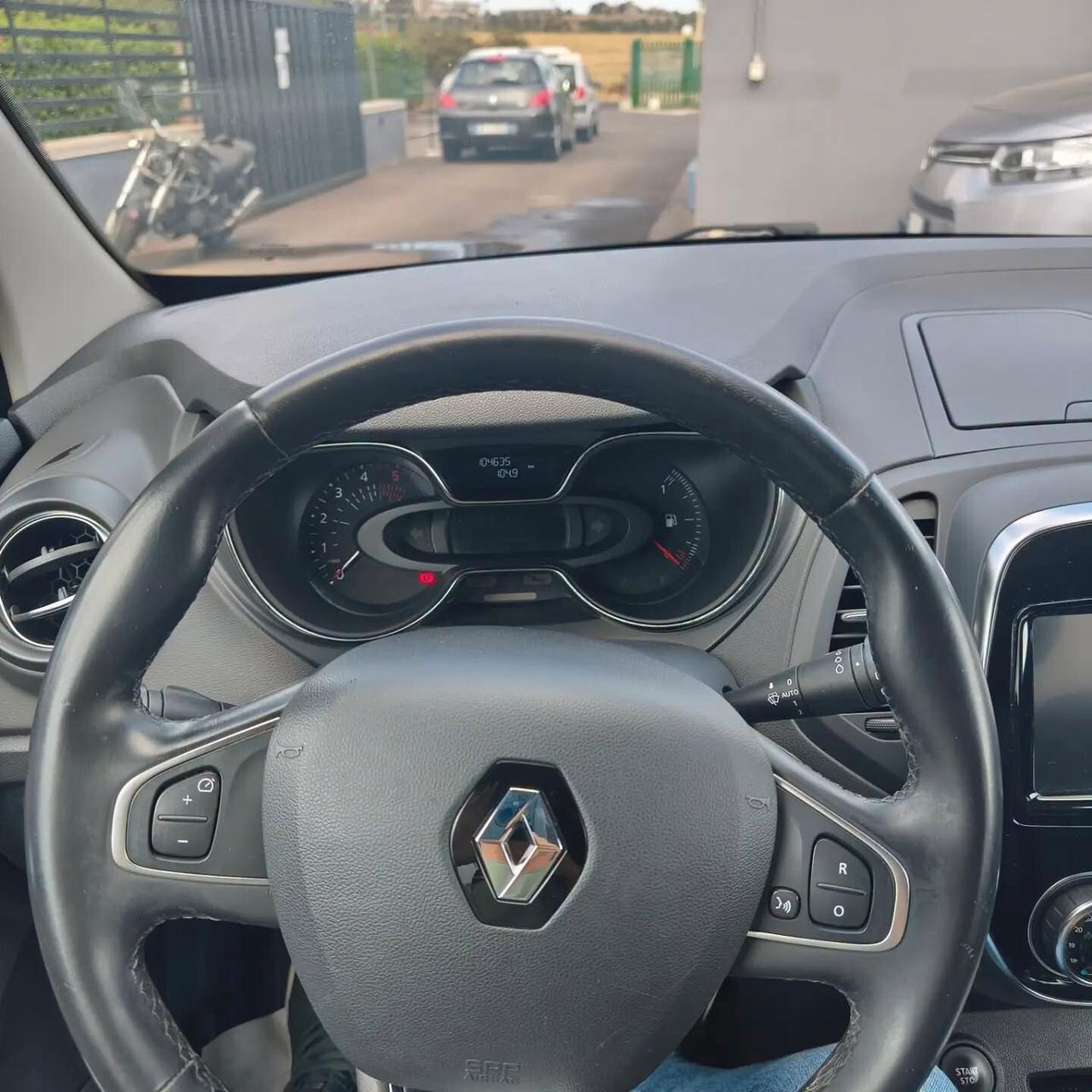 Renault Captur 110 CV UNICPROPRIET STRAFULL
