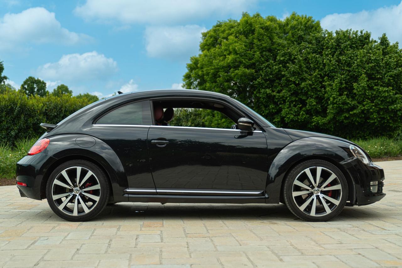 VOLKSWAGEN NEW BEETLE 2.0 TSI DSG SPORT