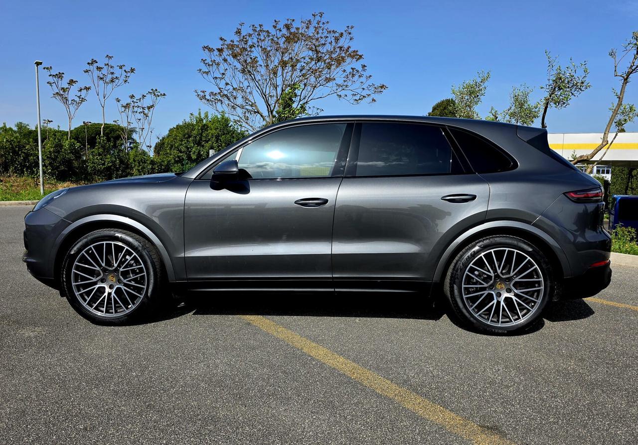 Porsche Cayenne 3.0 V6