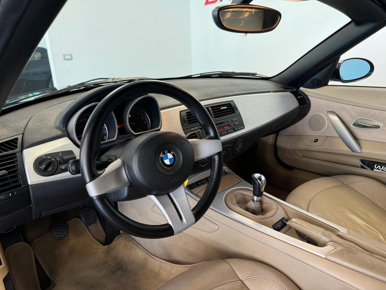 Bmw Z4 2.0i cat Roadster PACK SPORT PERDITA OLIO MOTORE