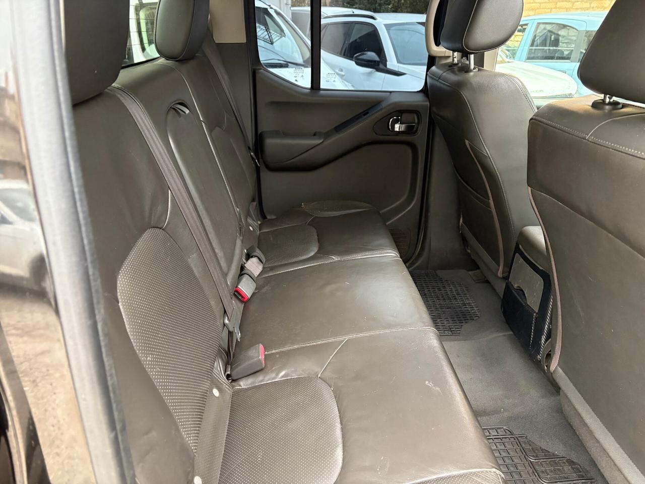 Nissan Navara 2.5 dCi 4 porte Double Cab Platinum