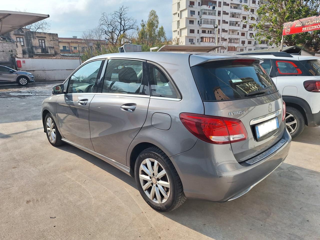 Mercedes-benz B 180 d Business