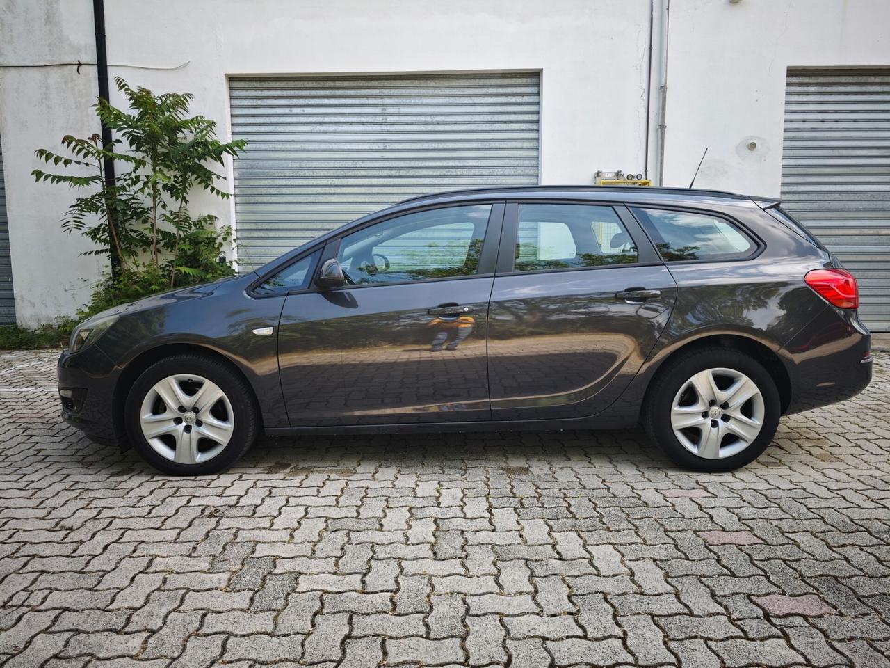 Opel Astra Sports Tourer Cosmo 1.6 CDTI