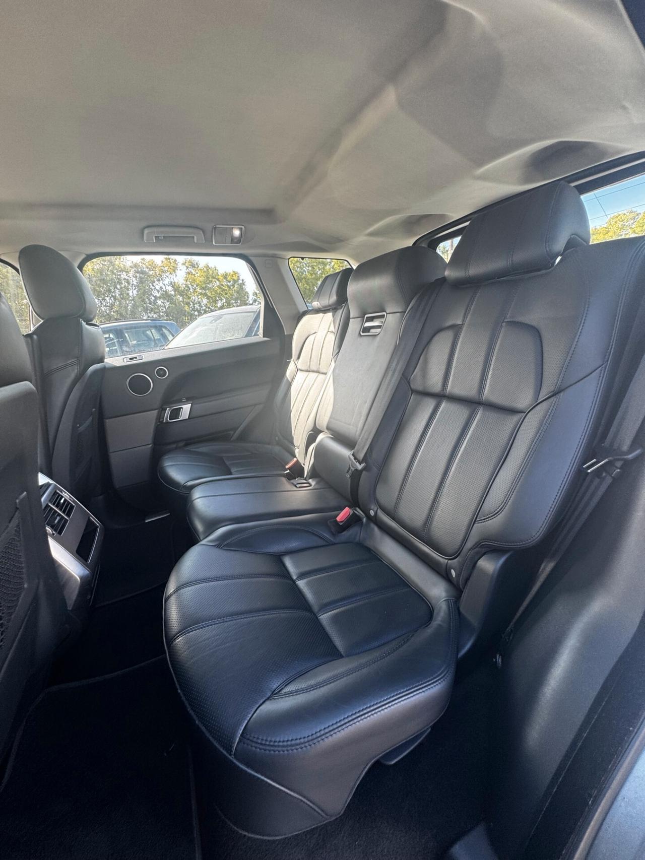 Land Rover Range Rover Sport 3.0 TDV6 HSE