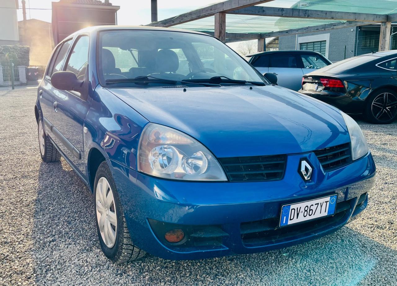 Renault Clio con 69.186km !