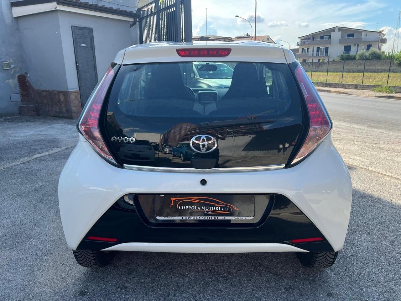 Toyota Aygo 5p 1.0 x-pure Bluetooth/Kamera