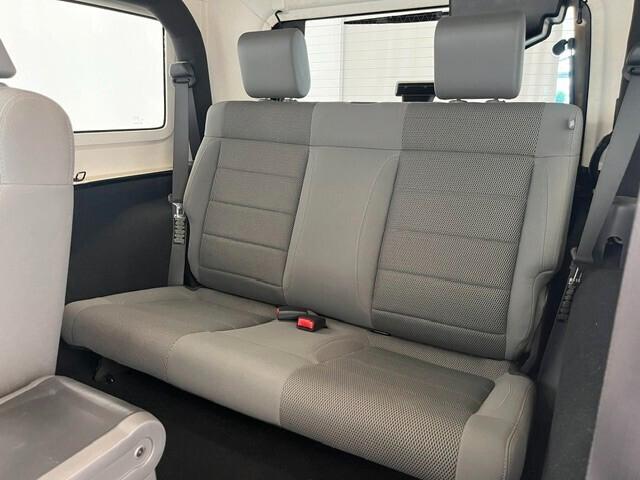 JEEP WRANGLER 3p 3.8L Sahara auto