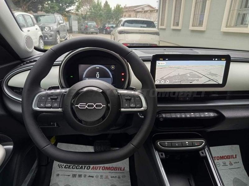 FIAT 600 600 1.2 hybrid La Prima II 110cv auto