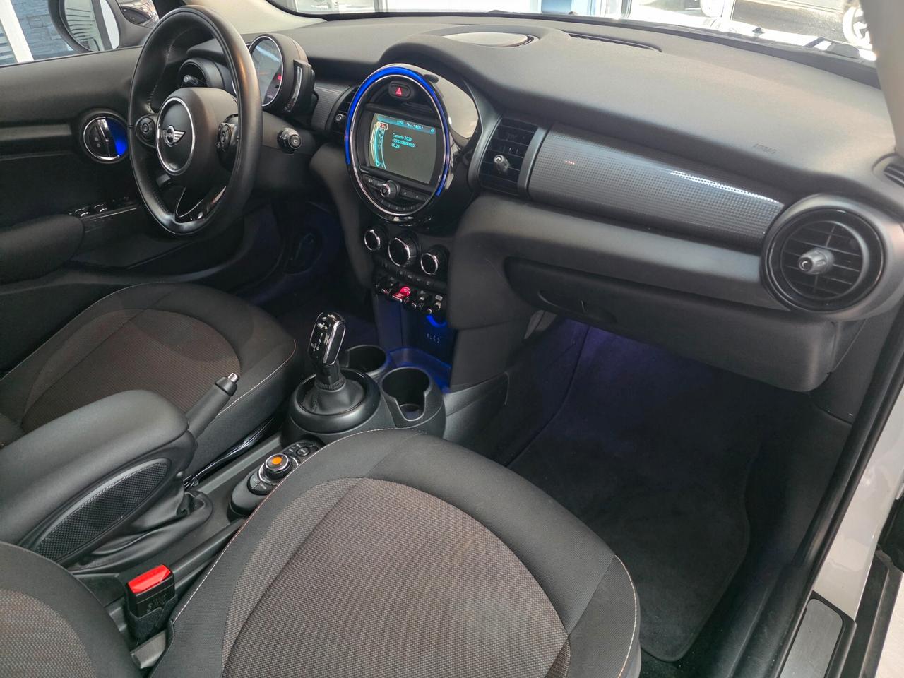 Mini 1.5 Cooper D Hype