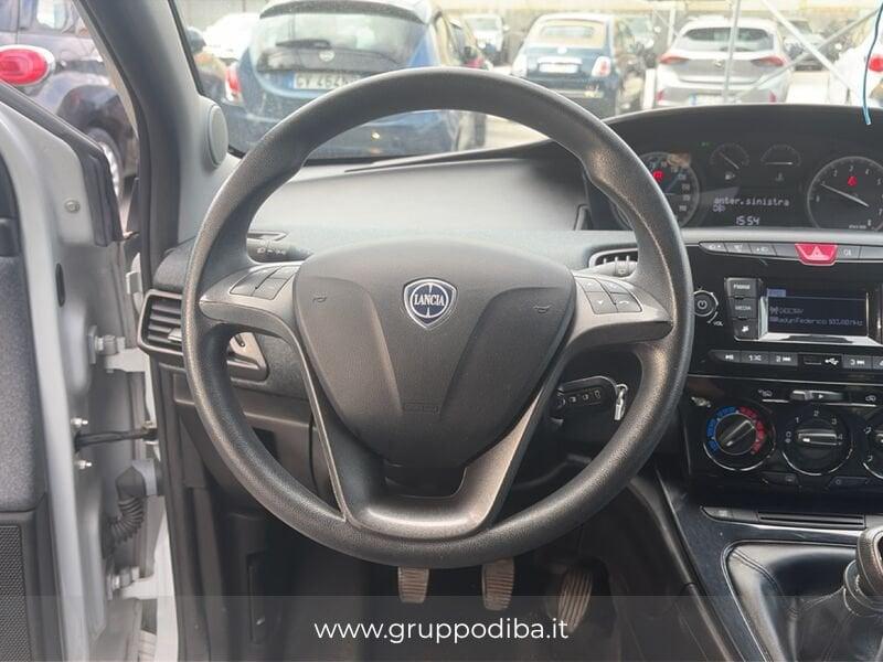 Lancia Ypsilon III 2015 Benzina 1.2 Silver 69cv