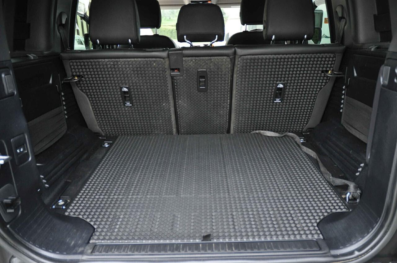 Land Rover Defender 110 3.0D I6 200 CV AWD Automatica SE